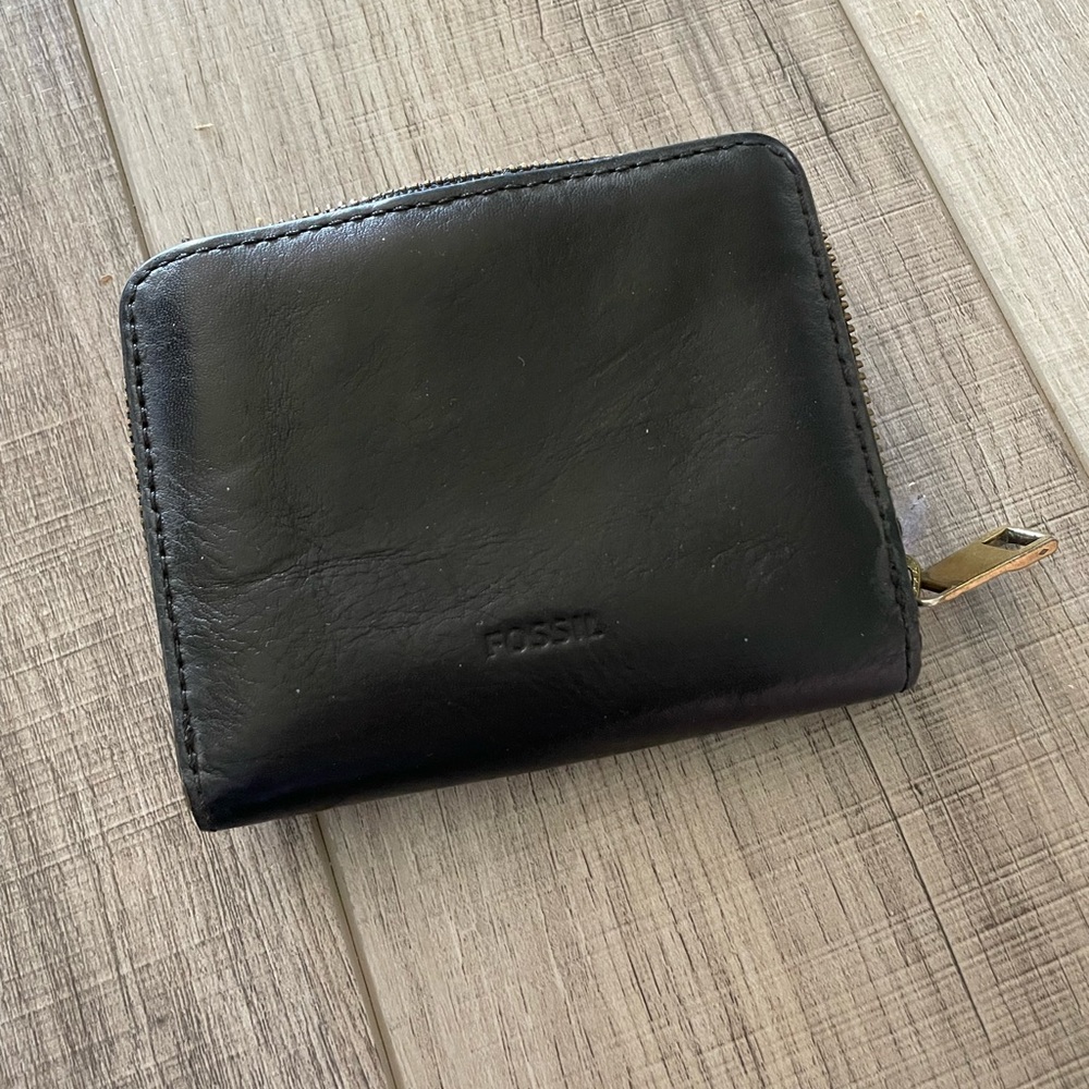 Small Fossil Wallet
